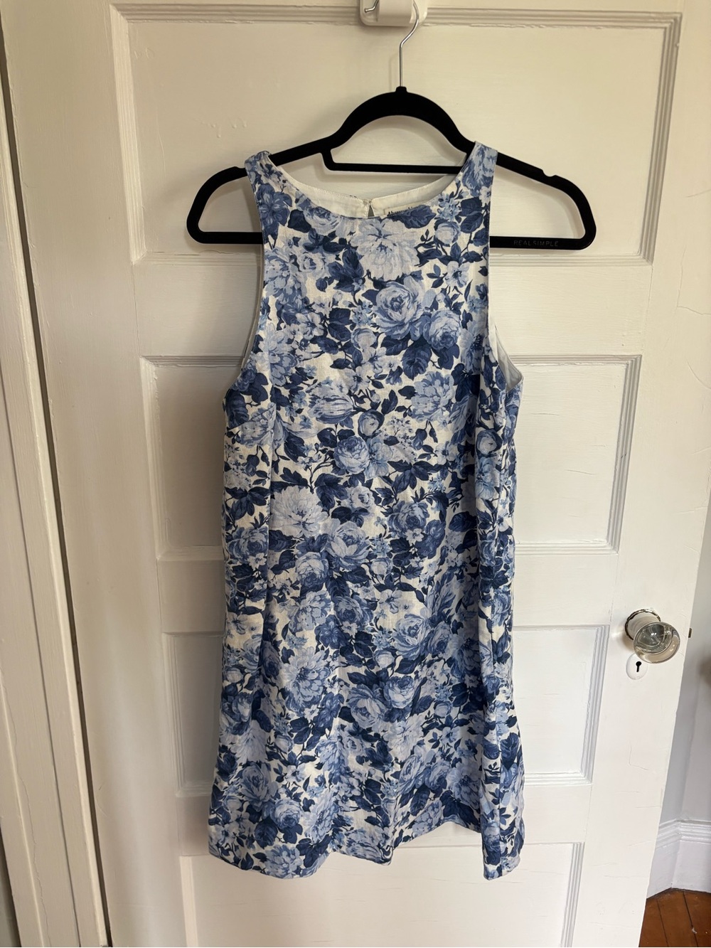 Abercrombie & Fitch Blue and White Floral Sleeveless Dress